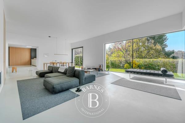 Aix-en-Provence, Maison 5 Chambres -  192 m² à vendre