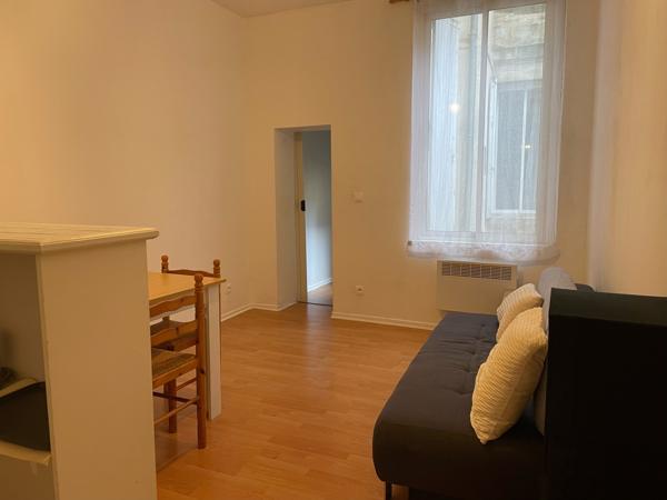Appartement
                                                                                                                                                                                                                                                                                                                        2 pièce(s)                                                                                                                                                                                                          1 chambre(s)                                                                                                                                                                                                          37  m²