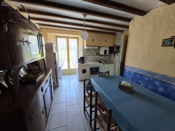 Maison à vendre à Saint-Planchers dans la Manche (50400), ref : 028/1564