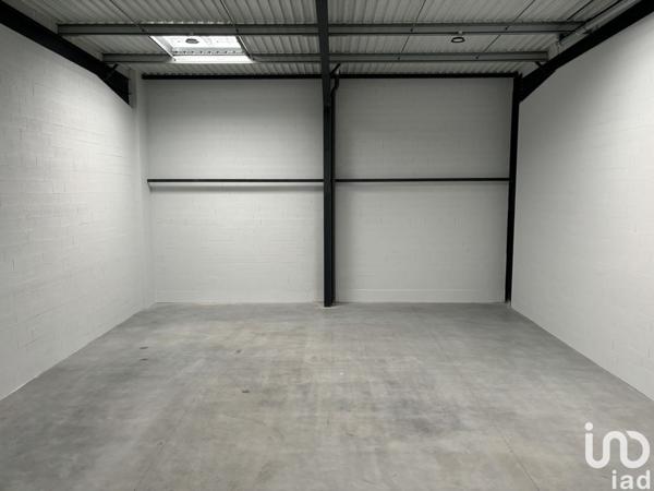 Location atelier 246 m² La Tour-de-Salvagny