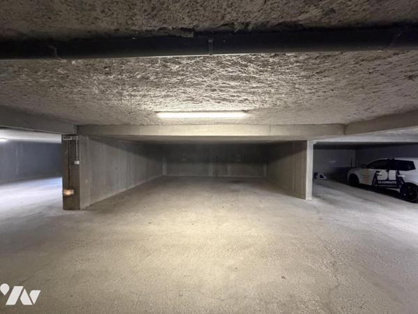 Touques - Duplex lumineux au dernier étage avec balcon et parking double – Résidence sécurisée