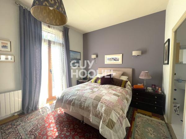 Maison à vendre de 8 pièces de 250 m²