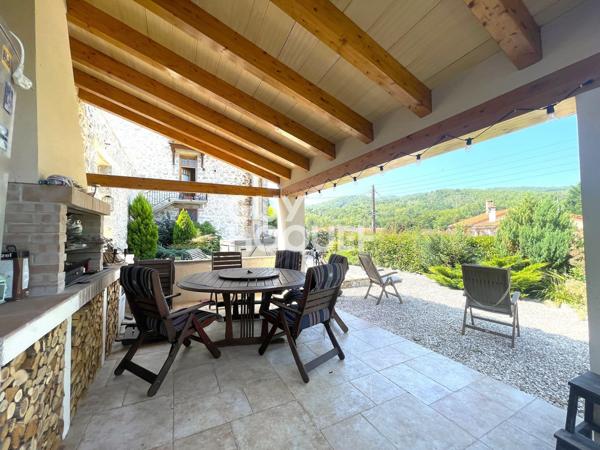 Maison à vendre de 8 pièces de 250 m²