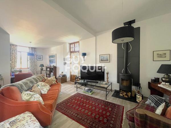 Maison à vendre de 8 pièces de 250 m²