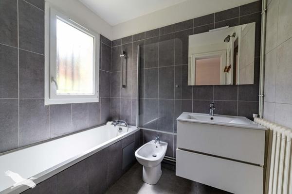 Appartement 276 120 € Bayonne 4 p 85 m² DPE E