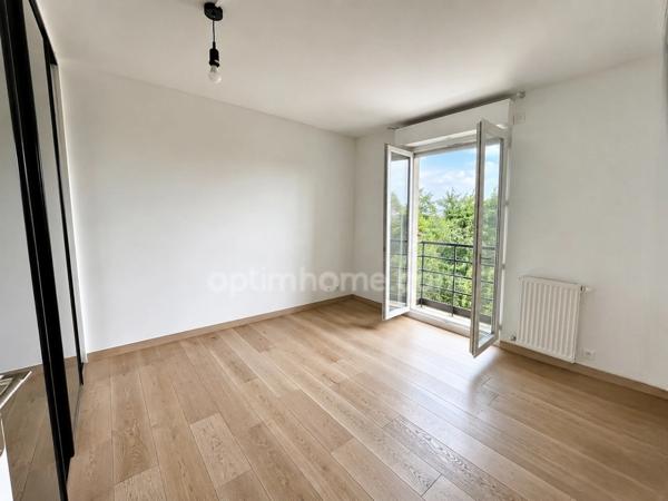 CHATOU (78) - APPARTEMENT 100M2 - 5 PIECES - 2 CHAMBRES POSSIBILITE 3 - RESIDENCE DE STANDING LA FRANCILIENNE - LUMINEUX - BALCON - 2 PARKINGS - CAVE - PARC PAYSAGE - CALME