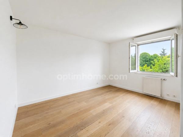 CHATOU (78) - APPARTEMENT 100M2 - 5 PIECES - 2 CHAMBRES POSSIBILITE 3 - RESIDENCE DE STANDING LA FRANCILIENNE - LUMINEUX - BALCON - 2 PARKINGS - CAVE - PARC PAYSAGE - CALME