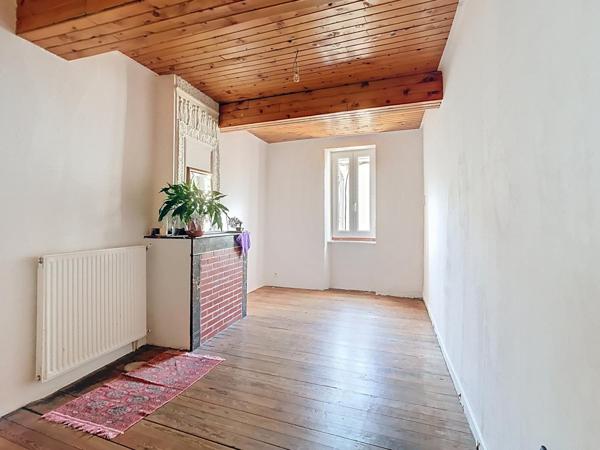 Maison de village - 210 m2 - 6 pièces