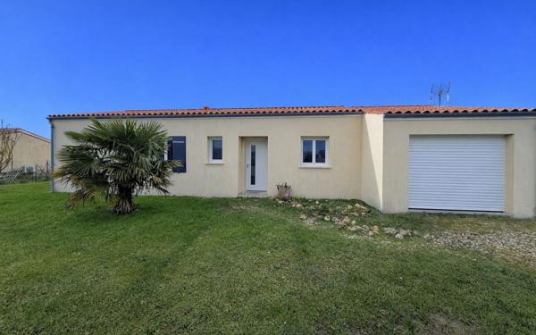 Maison à louer    4 pièces •  Épargnes