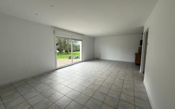 Maison à louer    4 pièces •  Épargnes