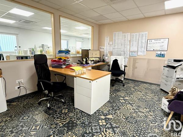 Murs commerciaux  à vendre 2 054 m² Malataverne