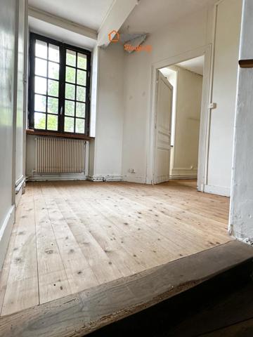 Ancien presbytère à rénover