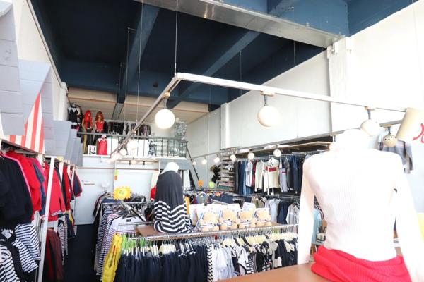 CESSION DROIT AU BAIL BOUTIQUE VETEMENT FACE PORT DE ROYAN