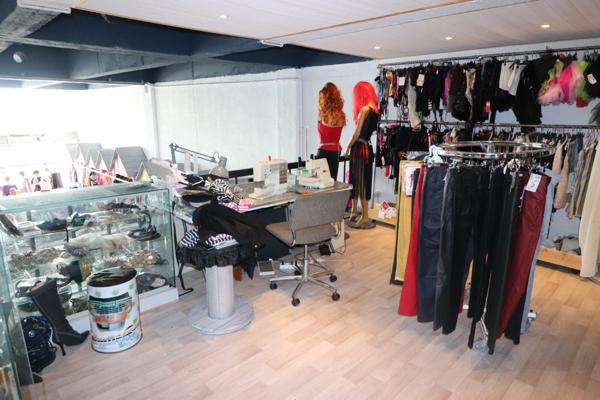 CESSION DROIT AU BAIL BOUTIQUE VETEMENT FACE PORT DE ROYAN