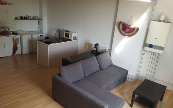 Appartement à louer    2 pièces •  Bailleul