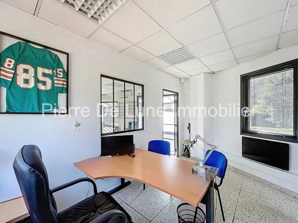 Commerce À louer 70 m²