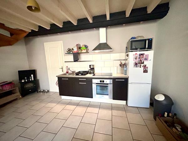 Immeuble
                                                                                                                                                
                                                                                                                                                
                                                                                                                                                
                                                    
                                                                                                                                                                                                                                                                                                                        160  m²                                                                                                                                                                                                         1 etage(s)