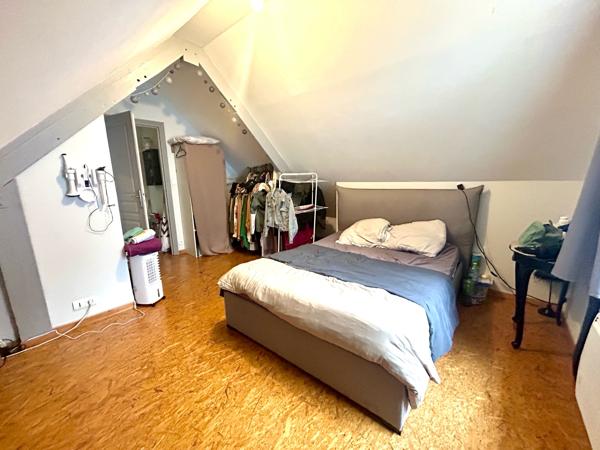 Immeuble
                                                                                                                                                
                                                                                                                                                
                                                                                                                                                
                                                    
                                                                                                                                                                                                                                                                                                                        160  m²                                                                                                                                                                                                         1 etage(s)