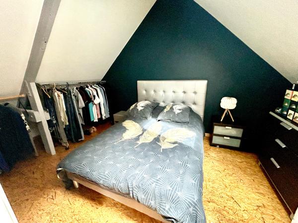 Immeuble
                                                                                                                                                
                                                                                                                                                
                                                                                                                                                
                                                    
                                                                                                                                                                                                                                                                                                                        160  m²                                                                                                                                                                                                         1 etage(s)