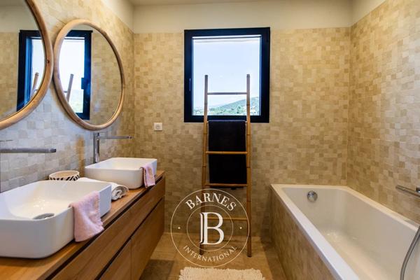 Sainte-Lucie-de-Porto-Vecchio, Villa 3 Chambres -  96 m² à vendre