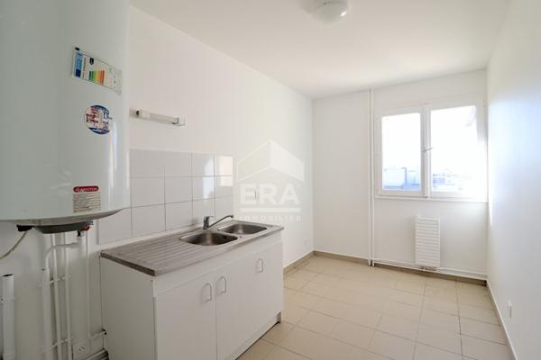 Exclusivité. 77420. Champs-sur-Marne. Vente appartement 5 pièces 90,36m²  vue dégagée