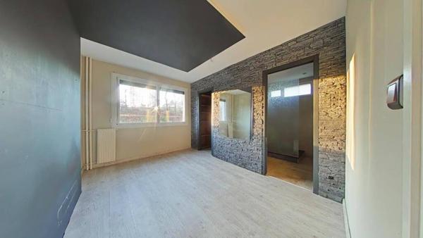 F5 - LA FEUILLETIERE - VILLARS