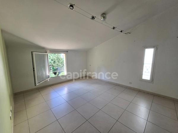 Maison à vendre 4 pièces AUBAGNE (13) JARDIN ET GARAGE