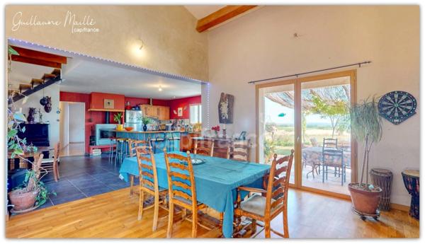 Villa 6 pièces 160m² habitable avec piscine proche de ROUJAN (34)