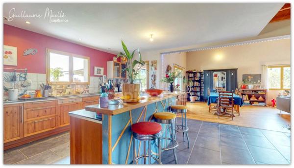 Villa 6 pièces 160m² habitable avec piscine proche de ROUJAN (34)