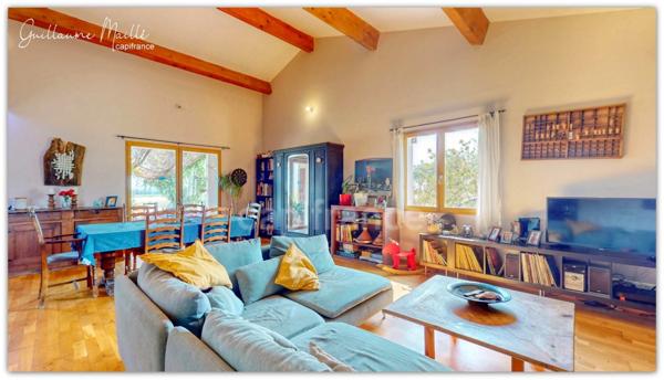 Villa 6 pièces 160m² habitable avec piscine proche de ROUJAN (34)