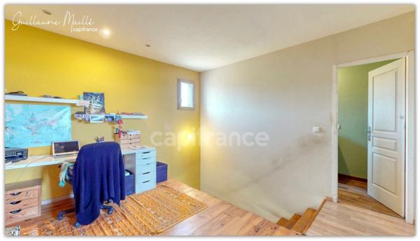 Villa 6 pièces 160m² habitable avec piscine proche de ROUJAN (34)