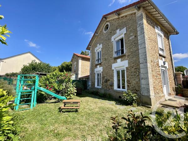 Maison à vendre  4 pièces - 84 m2 BOISSY ST LEGER - 94