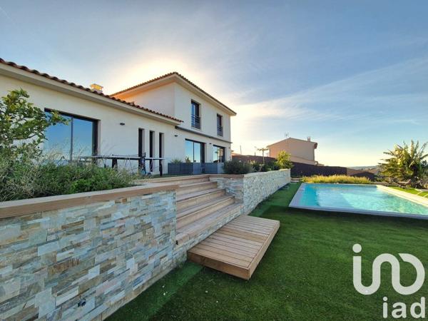 Maison 5 pièces de 154 m² à Cagnes-sur-Mer (06800)