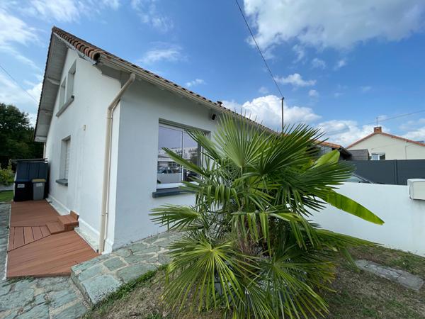 OFFRE ACCEPTEE - Maison familiale, Vie de plain-pied, Busway, Bus, Commerces, Jardin, Ecoles