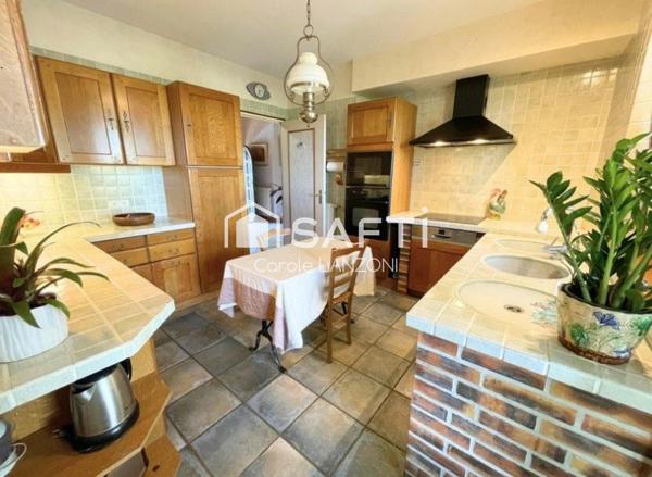 CHATEAUGIRON - MAISON DE CARACTERE 132 M² – PARC 6 000M²