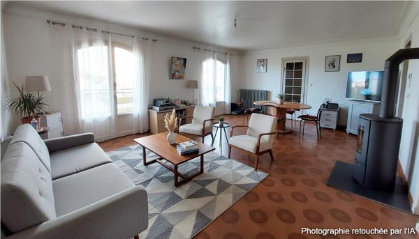 Maison 5 pièces 91 m² avec 3 chambres, sous-sol intégral, 2 garages et fort potentiel à Siorac-en-Périgord, au calme proche Dordogne