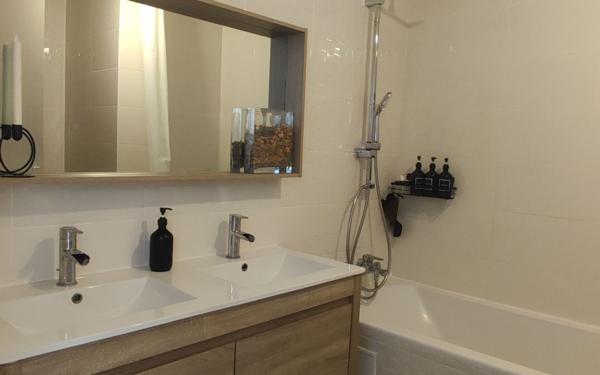 Maison à vendre    4 pièces • 85 m2 Nîmes