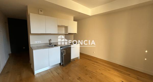 Location Appartement 2 pièces 35.2 m² - Talence 33400