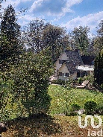 Maison 9 pièces de 270 m² à Berneuil-sur-Aisne (60350)