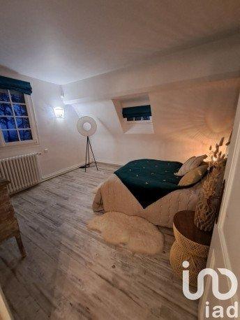 Maison 9 pièces de 270 m² à Berneuil-sur-Aisne (60350)