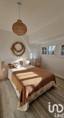 Maison 9 pièces de 270 m² à Berneuil-sur-Aisne (60350)