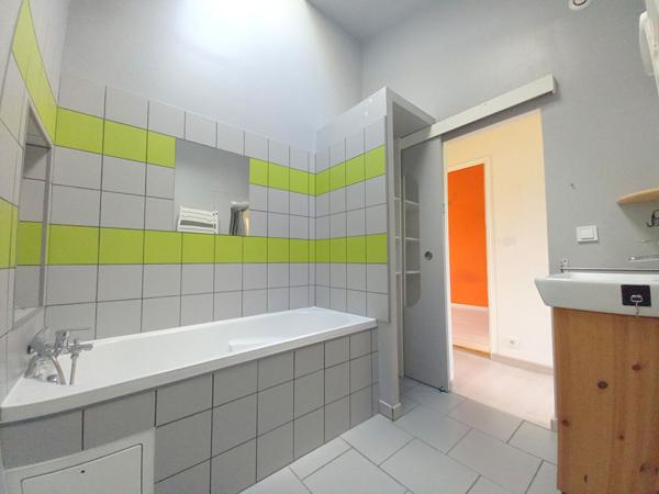 Ensemble immobilier T4 + T3 - 200m² - A pieds des commodités