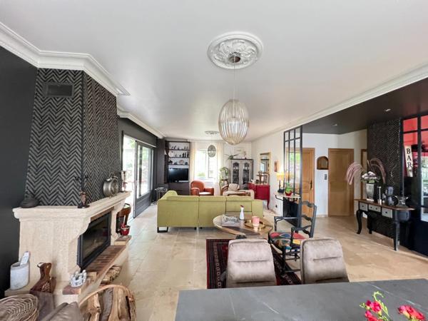 Maison à vendre 7 pièces CHAUFFAILLES (71)