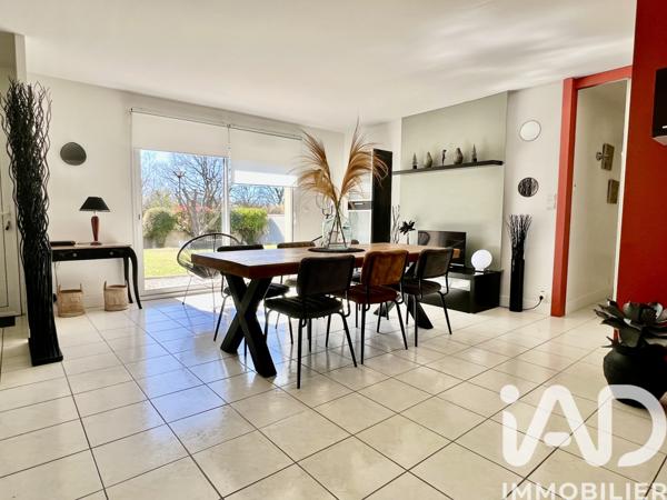 Maison à vendre 6 pièces 143 m² Les Sables-d'Olonne