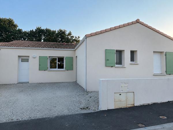 Maison Coex 4 pièce(s) 103 m2