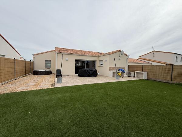 Maison Coex 4 pièce(s) 103 m2