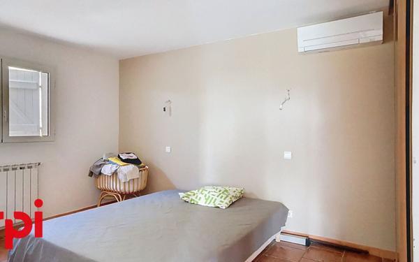 Maison à vendre    5 pièces •  La Cadière-d'Azur