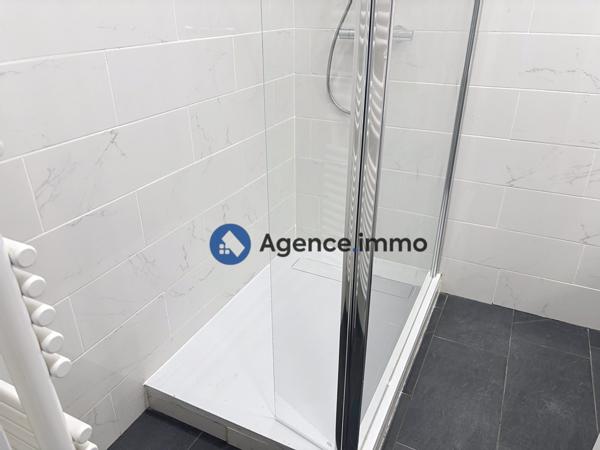 À vendre - T2, 2 pièces situé à Saint-Cyr-sur-Loire (37540)