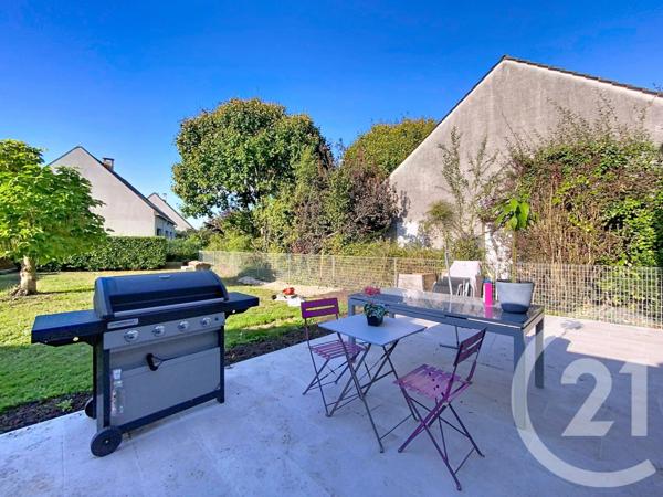 Maison à vendre  4 pièces - 97 m2 ST PIERRE LES NEMOURS - 77