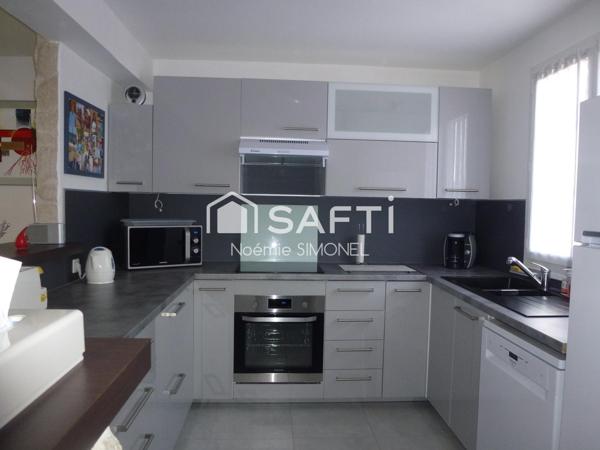 MAISON 85 m² avec terrain de 228 m² bien entretenue et bien placée